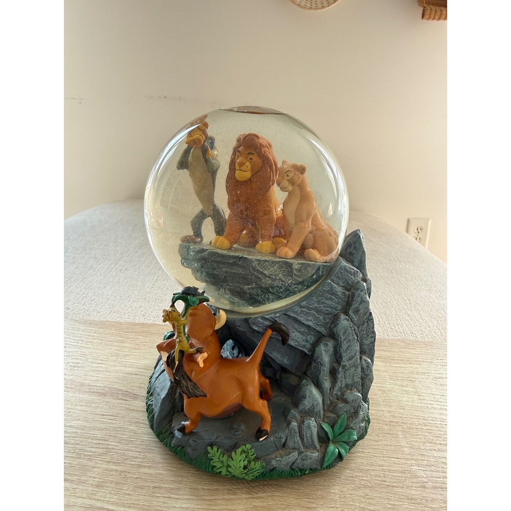 Disney The Lion King Music Box Snow Globe "The Circle of Life" Pride Rock‎ Simba